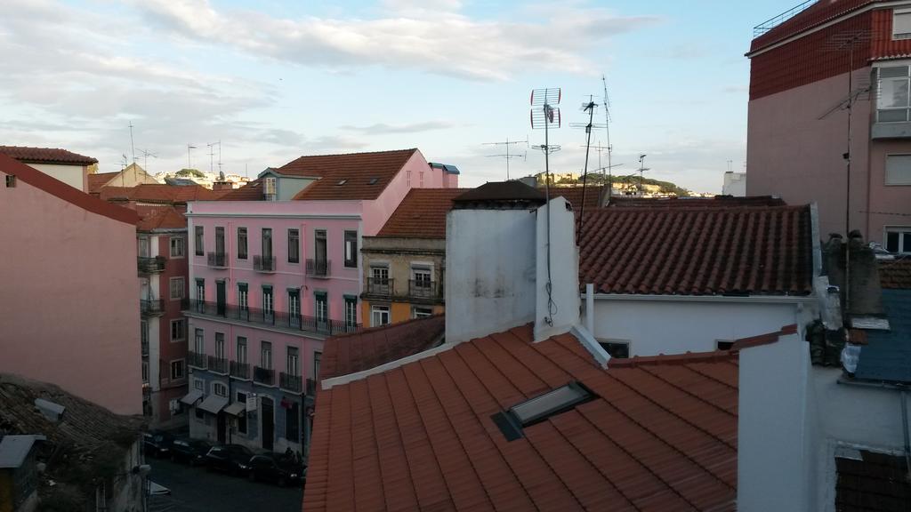 Lisbon Sloped Ceiling Apartment Luaran gambar